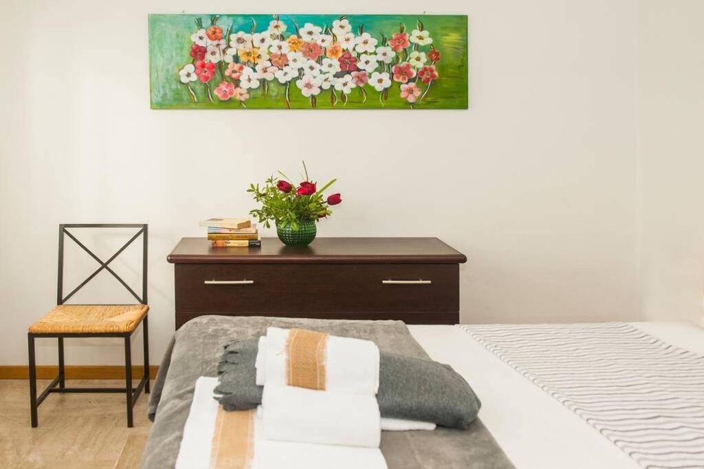 Casa Rodella Apartment มาโรเน ภายนอก รูปภาพ