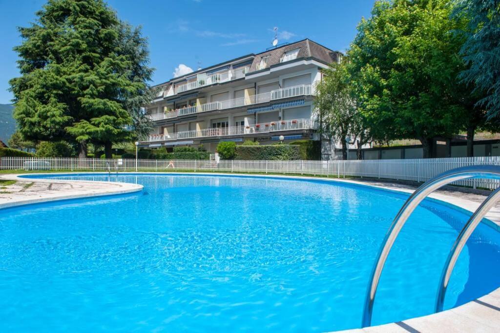 Casa Rodella Apartment มาโรเน ภายนอก รูปภาพ